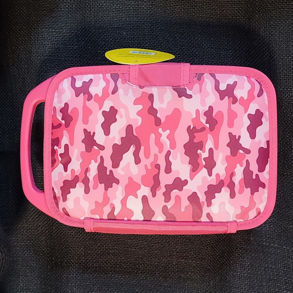 Kids bento lunch box, pink, cameo style , hard plastic, easy to wipe dow…